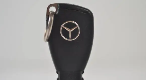 Mercedes-Benz C W203 Ignition lock