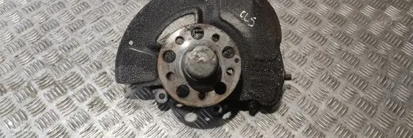 Mercedes-Benz CLS C218 X218 Front wheel hub 2183300294