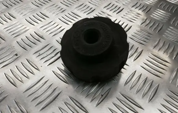Audi A4 S4 B8 8K Rear coil spring rubber mount 8K0512149C