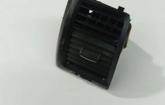Honda Accord Dash center air vent grill 
