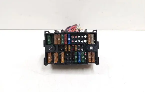 Volkswagen Transporter - Caravelle T5 Fuse module 7H0937617A 074953635500