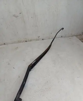 Hyundai Santa Fe Front wiper blade arm
