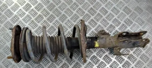 Toyota Auris 150 Front coil spring