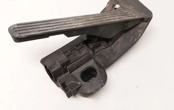Volkswagen Scirocco Accelerator throttle pedal 6PV01053601