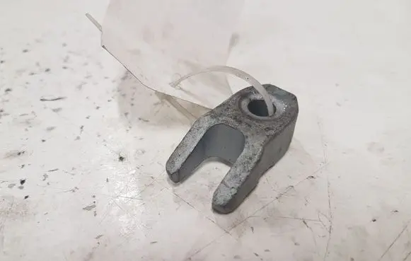 Opel Antara Fuel Injector clamp holder