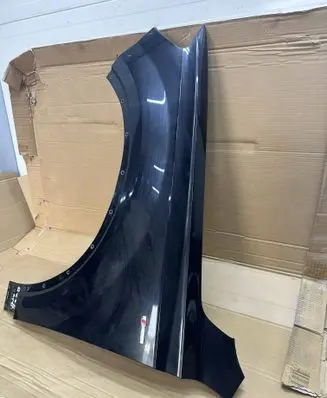 Audi Q7 4M Fender 
