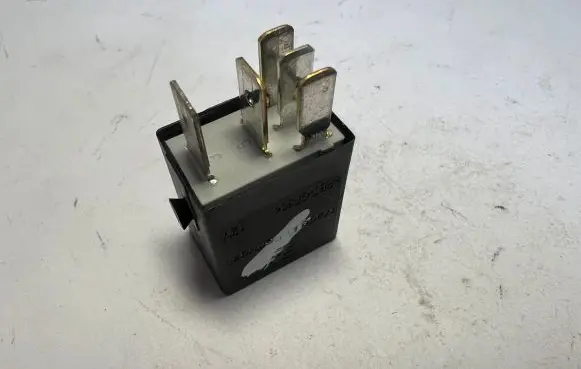 Volkswagen Tiguan Other relay 4H0951253C V23374A0001X010