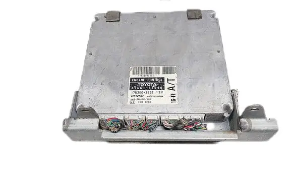 Lexus IS 220D-250-350 Engine control unit/module 89661-53040