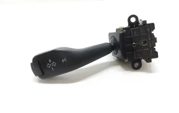 BMW 7 E38 Indicator stalk 8363668 01104010