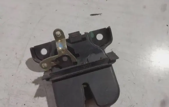 Audi A3 S3 8P Tailgate/trunk/boot lock/catch/latch 061200