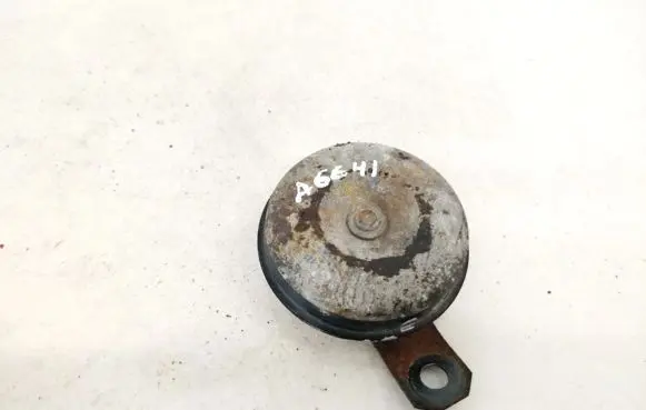 Toyota Avensis Verso Horn signal E1310030