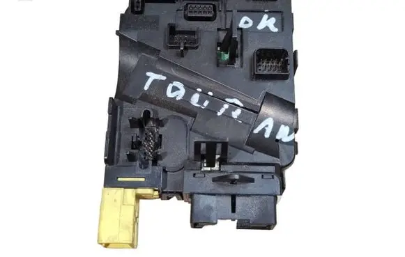 Volkswagen Touran I Steering angle sensor 1K0953549A 05113510 01016042560086