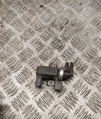 Audi A6 S6 C5 4B Turbo solenoid valve