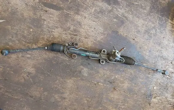 Mitsubishi Grandis Steering rack 6324033