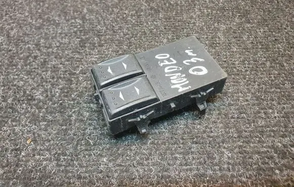 Ford Mondeo Mk III Electric window control switch 1S7T14A132 031633