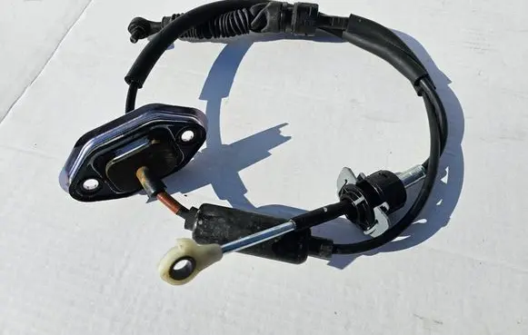 KIA Sportage Gear shift cable linkage 46790F1010