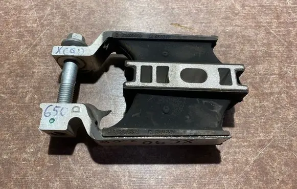 Volvo XC90 Gearbox mount 31339956