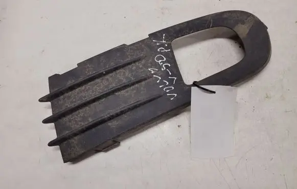 Volvo V50 Front bumper lower grill 30655884