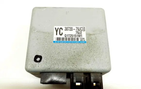 Suzuki SX4 Steering rack control module 3872079JC0