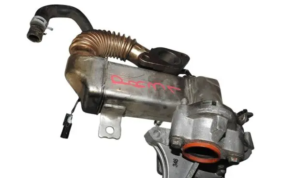 Renault Trafic III (X82) EGR valve cooler 147350678R 147100789R
