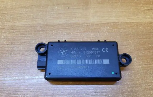 BMW 3 E92 E93 Alarm control unit/module 6989713 300800 812061047