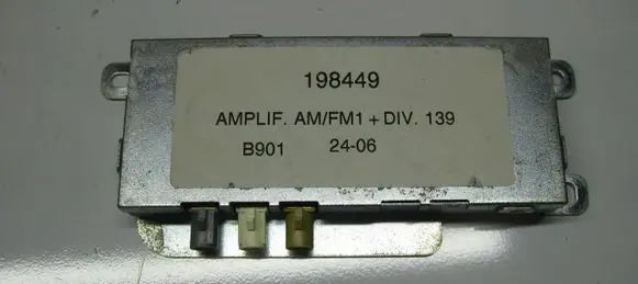 Maserati Quattroporte Aerial antenna amplifier 198449