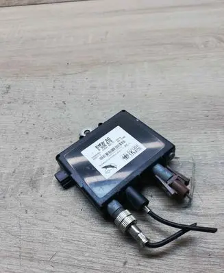BMW X5 E53 Aerial antenna amplifier 6906070