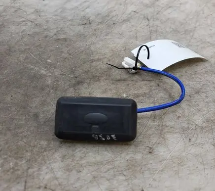 KIA Optima Tailgate opening switch