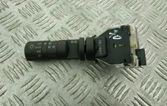 Nissan Qashqai Indicator stalk 14425