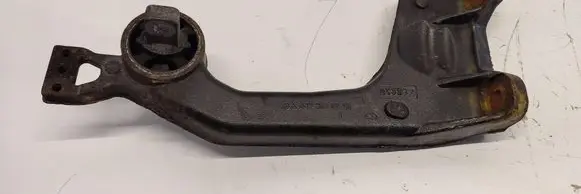 Mercedes-Benz Vito Viano W447 Front differential bracket A4473530095