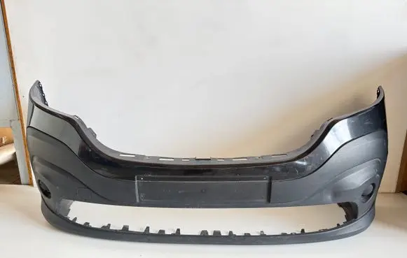 Renault Trafic III (X82) Front bumper 620223380R