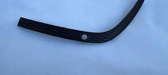 Audi Q8 Rear bumper trim bar molding 4M8807823A
