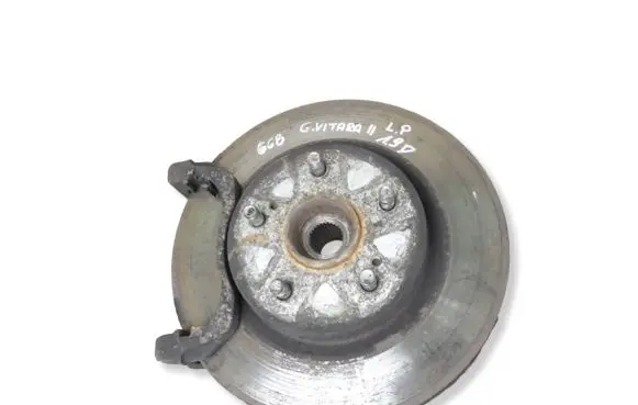 Suzuki Grand Vitara II Front wheel hub spindle knuckle 