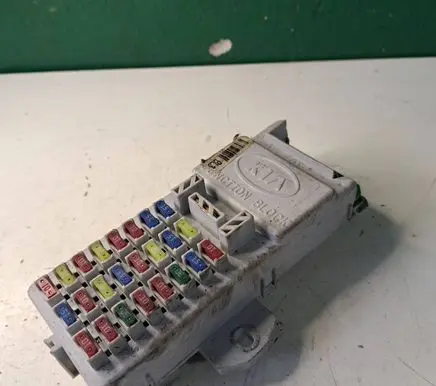 KIA Sorento Fuse box set 3659JA 06022M