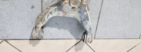 Mitsubishi L200 Front upper control arm/wishbone 