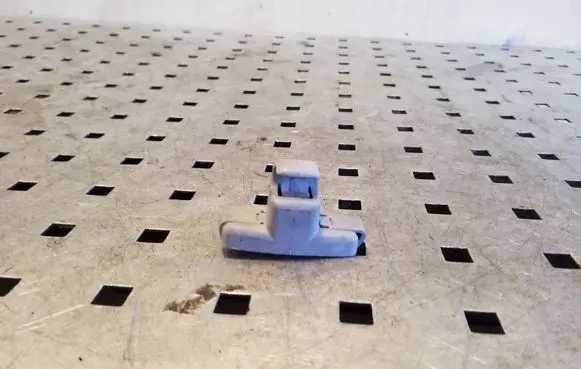 Sun visor clip/hook/bracket
