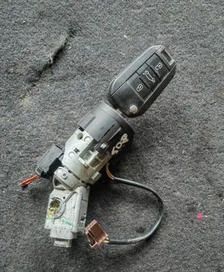 Peugeot 508 Ignition lock