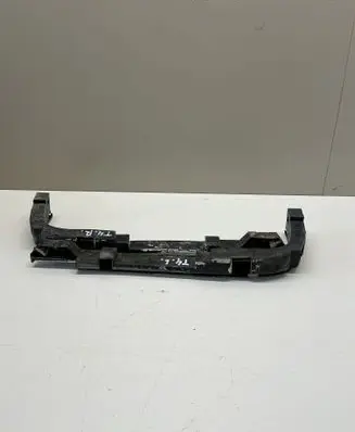 Volkswagen Transporter - Caravelle T4 Rear bumper mounting bracket 7D0807393 7D0807394