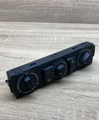 BMW 1 E81 E87 Climate control unit 6411922185601