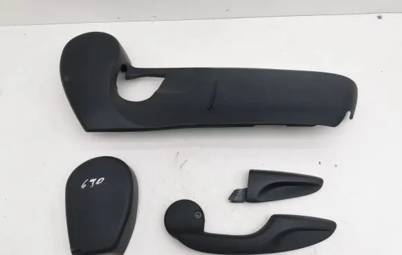 Toyota RAV 4 (XA40) Seat trim 7181142110 7186142080