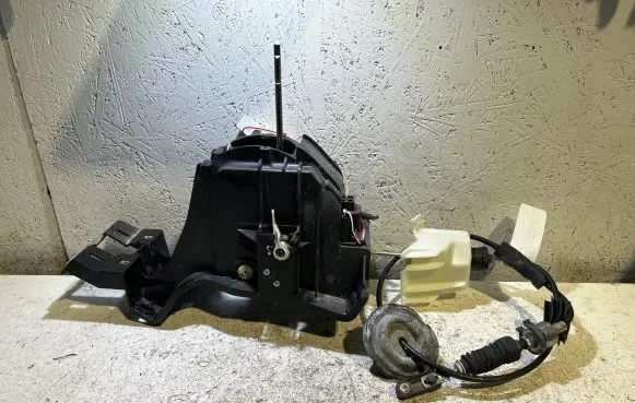 Jeep Patriot Gear shifter/selector 68186149AF 90787K 100720161046