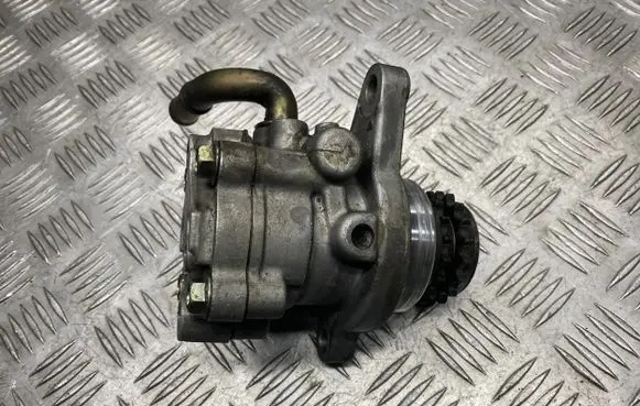 Nissan Almera N16 Power steering pump 5M321 25141027