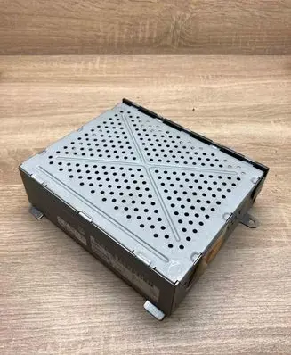 Radio/CD/DVD/GPS head unit
