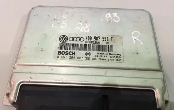 Audi A6 S6 C5 4B Engine control unit/module 4D0907551F 0261204687