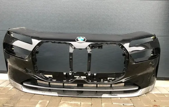 BMW 7 G70 Front bumper 