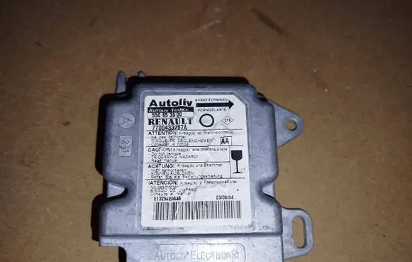 Renault Twingo I Airbag control unit/module 550653900 7700433757A