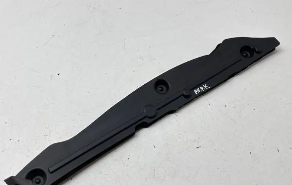Porsche Panamera (970) Fender end trim 97050464101