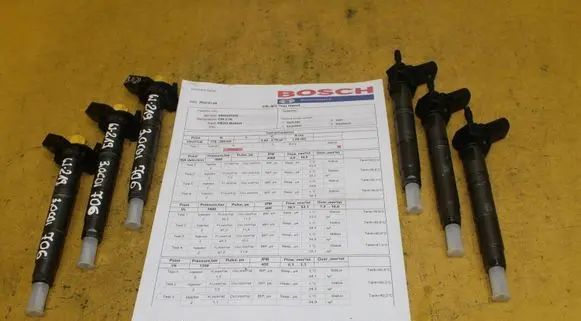 Mercedes-Benz S W221 Fuel injector