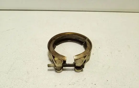 Volkswagen Tiguan Muffler pipe connector clamp 04L253725B