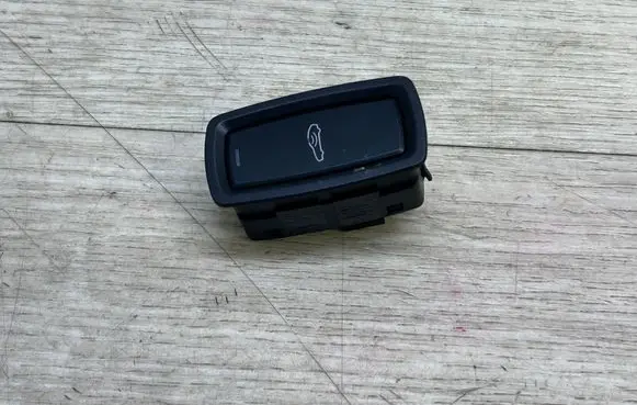 Porsche Macan (95B) Alarm switch 7PP962109D